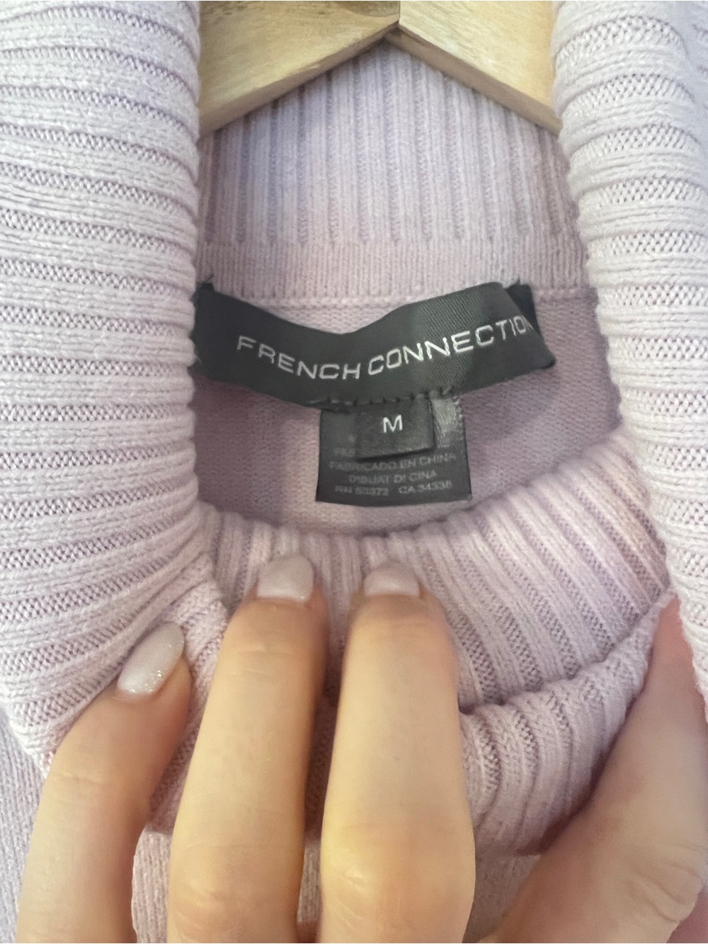 French Connection Lilac Turtleneck Sweater Women's Medium Soft Knit - Picture 4 of 8